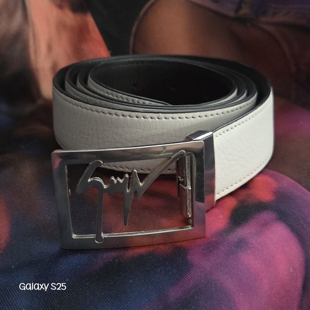 Stylish White Leather Belt with Signature Silver Buckle